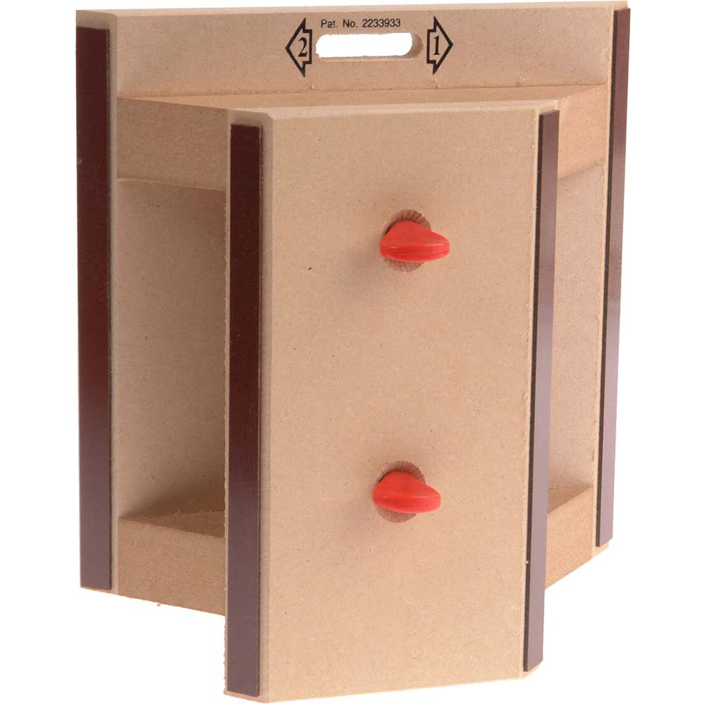 Emir 28 Skirting Board Mitre 225mm 9"