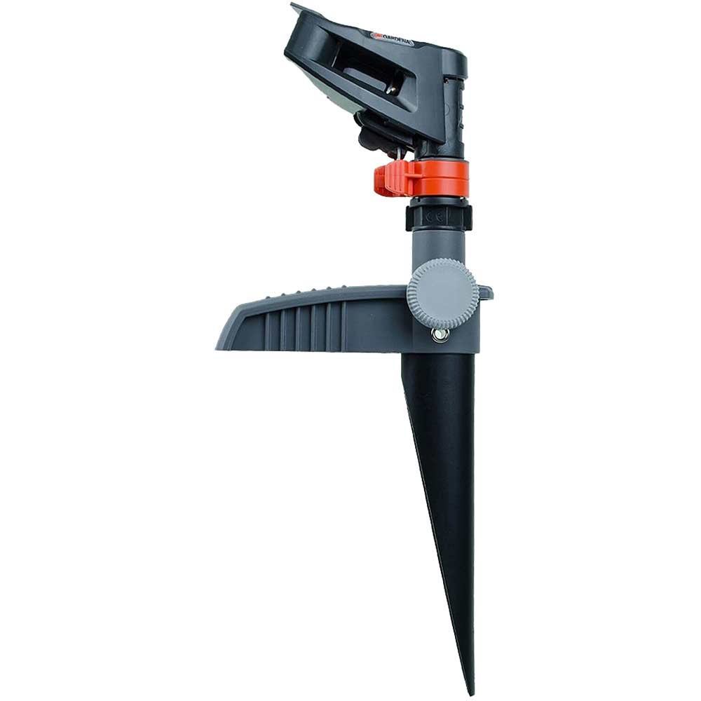 Image of Gardena Full or Part Circle Pulse Sprinkler in display Area coverage 75 - 490m²