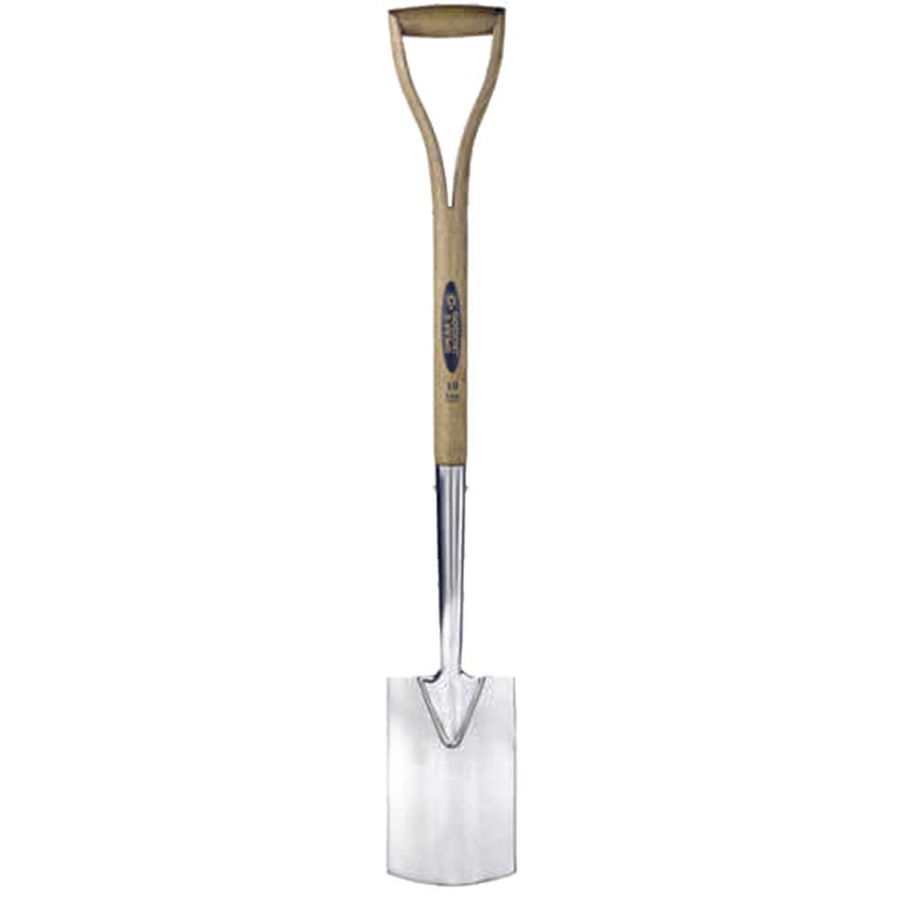 Image of Spear & Jackson Traditional Stainless Steel Border Spade with 712mm Wooden Handle
