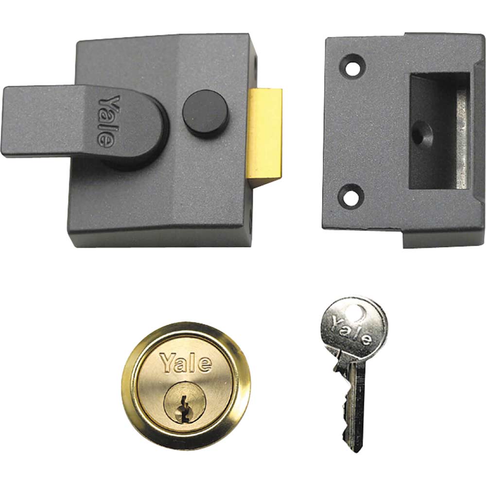 Image of Yale Locks 85 Deadlocking Nightlatch Brasslux Finish 40mm Backset