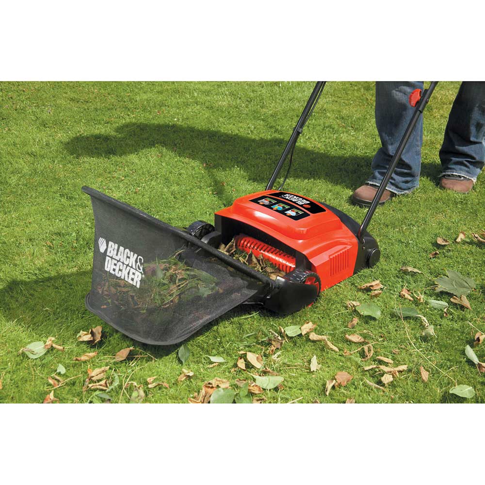 Black & Decker GD300 Electric Lawn Raker 300mm Rake 600w 240v Tooled