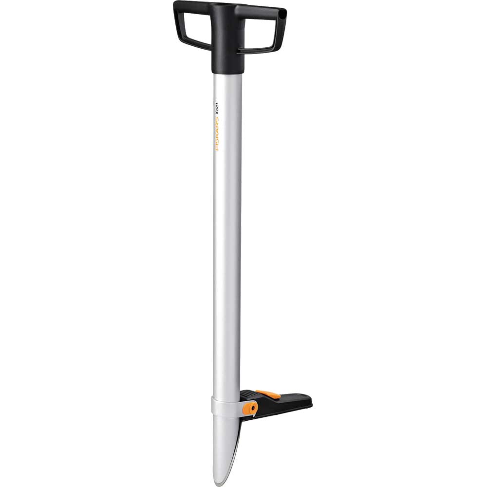 Fiskars XACT Long Handle Standing Bulb Planter | Bulb Planters & Dibbers
