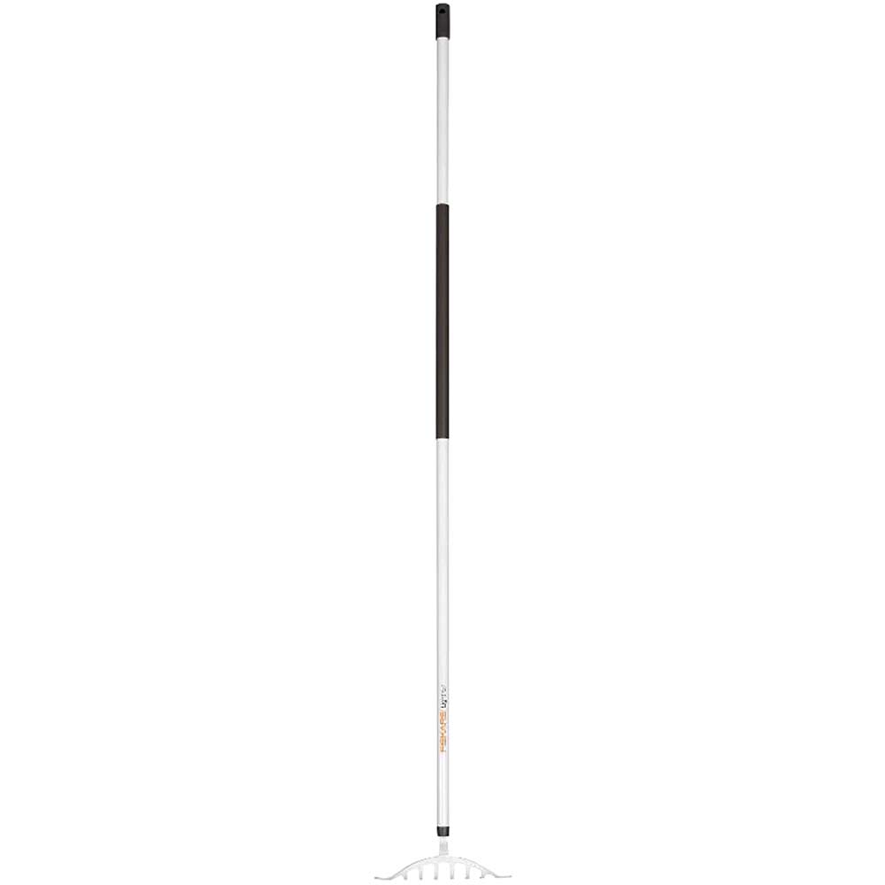 Fiskars Light Rose Rake 1.6m