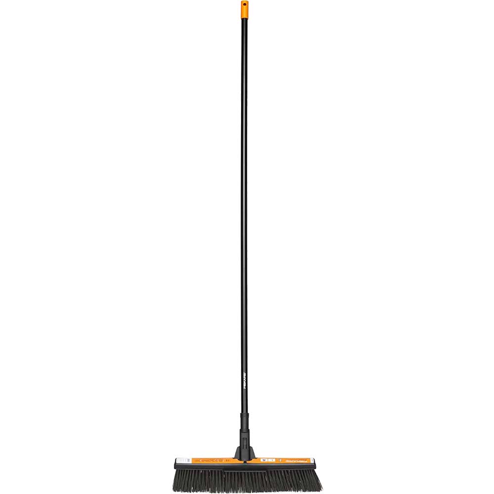 Photo of Fiskars Solid All Purpose Wide Yard Broom 19