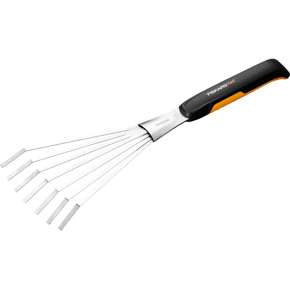 Fiskars Xact Hand Rake