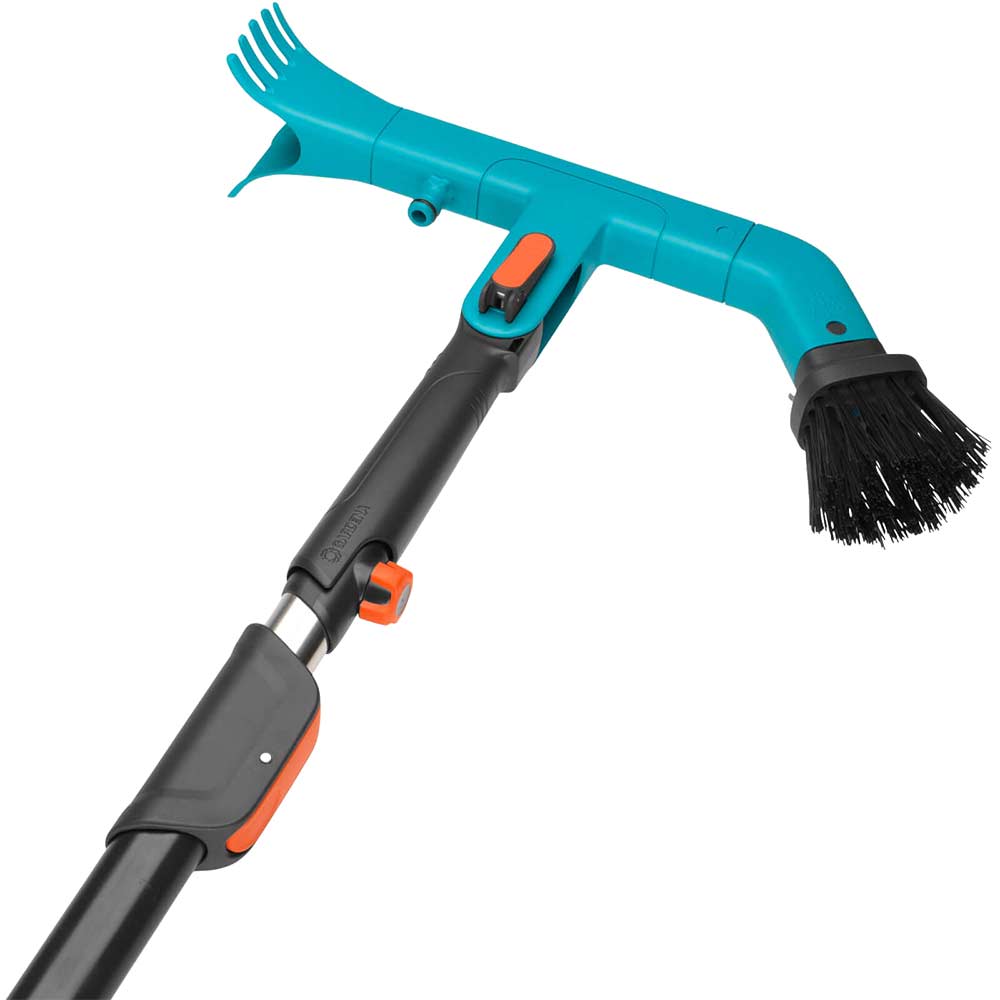 Image of Gardena COMBISYSTEM Telescopic Gutter Cleaner 3.9m