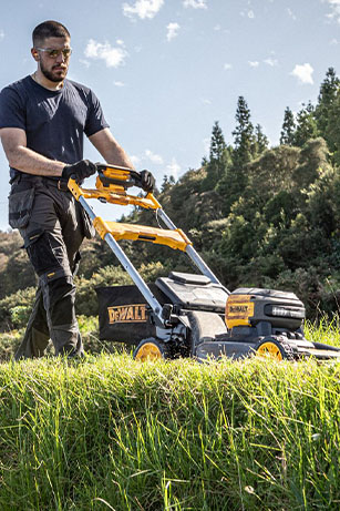DeWalt Garden Tools