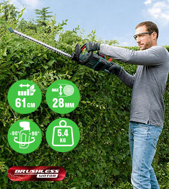Webb X-Series WEV20X2HT61 40V Brushless Cordless Hedge Trimmer in use – 61cm, 28mm Man using the Webb X-Series WEV20X2HT61 40V brushless cordless hedge trimmer on a tall hedge, showing 61cm blade, 28mm max branch thickness, 90° to -90° cutting angle adjustment and 5.4kg weight