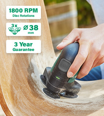 Cordless , handy, versatile for sanding and
polishing of flat and curved surfaces
With 3 rotating, movable discs for sanding and
polishing of flat, curved and rounded surfaces
Electronic speed preselection enables the perfect
speed for the job and material
Long-lasting sanding nets for high material removal
rate and excellent surface quality
Ideal for hardwood, softwood, varnished surfaces,
metal, and leather Bosch EasyCurvSander 12v Cordless Sander Polisher