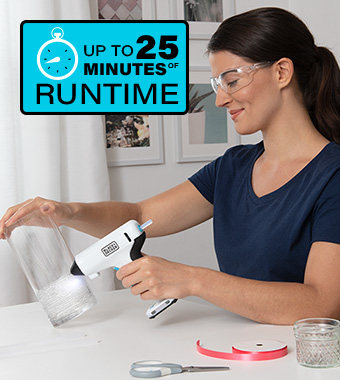 Up to 25 minutes of run-time, based on
continuous use when fully charged. Black Decker BCGL115 Cordless Glue Gun craft project DIY