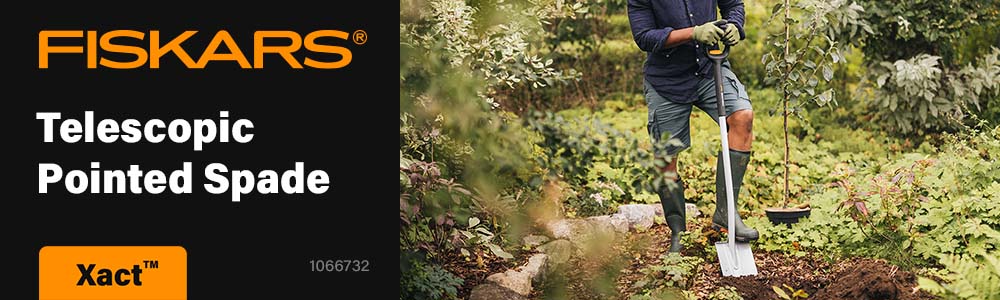 Fiskars XACT Telescopic Pointed Garden Spade Fiskars XACT 1066732 Telescopic Pointed Garden Spade