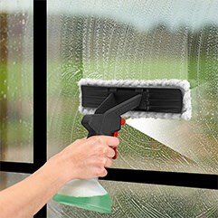 Bosch GLASSVAC 3.6v Cordless Window Cleaning Spray
