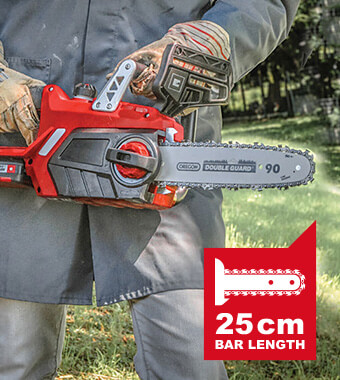 Quality swords and chains from OREGON ensure effortless
sawing, perfect cutting results and long durability. Einhell GE-LC 18 Li Chainsaw 25cm OREGON sawing