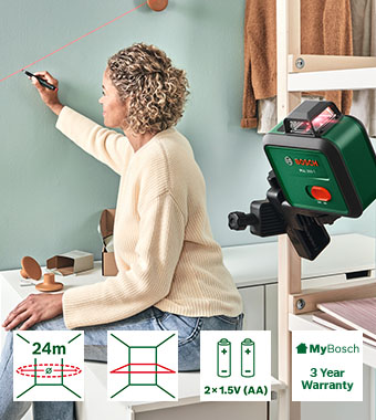 Bosch PLL 360-1 Basic 360 Degree Single Line Laser Level – 24m Range, AA Battery Powered, 3 Year MyBosch Warranty Bosch PLL 360-1 Basic 360 degree single line laser level in use marking a wall – 24m range, 2x1.5V AA batteries, 3 year MyBosch warranty