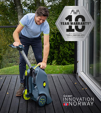 The handle can be easily folded down, making it
easy to take the washer with you wherever you go.
10-year Warranty AVA Easy P40 Bundle Pressure Washer 120 Bar 1700 watt 10-year Warranty Norway