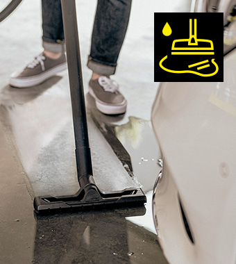 Super powerful and energy-efficient wet/dry vacuum cleaner
with 20 l plastic container, convenient flat pleated filter, 5 m
cable and 2.2 m suction hose. With additional blower function. Karcher WD 4 V-20-5-22 Wet Dry Vacuum Cleaner energy-efficient blower function