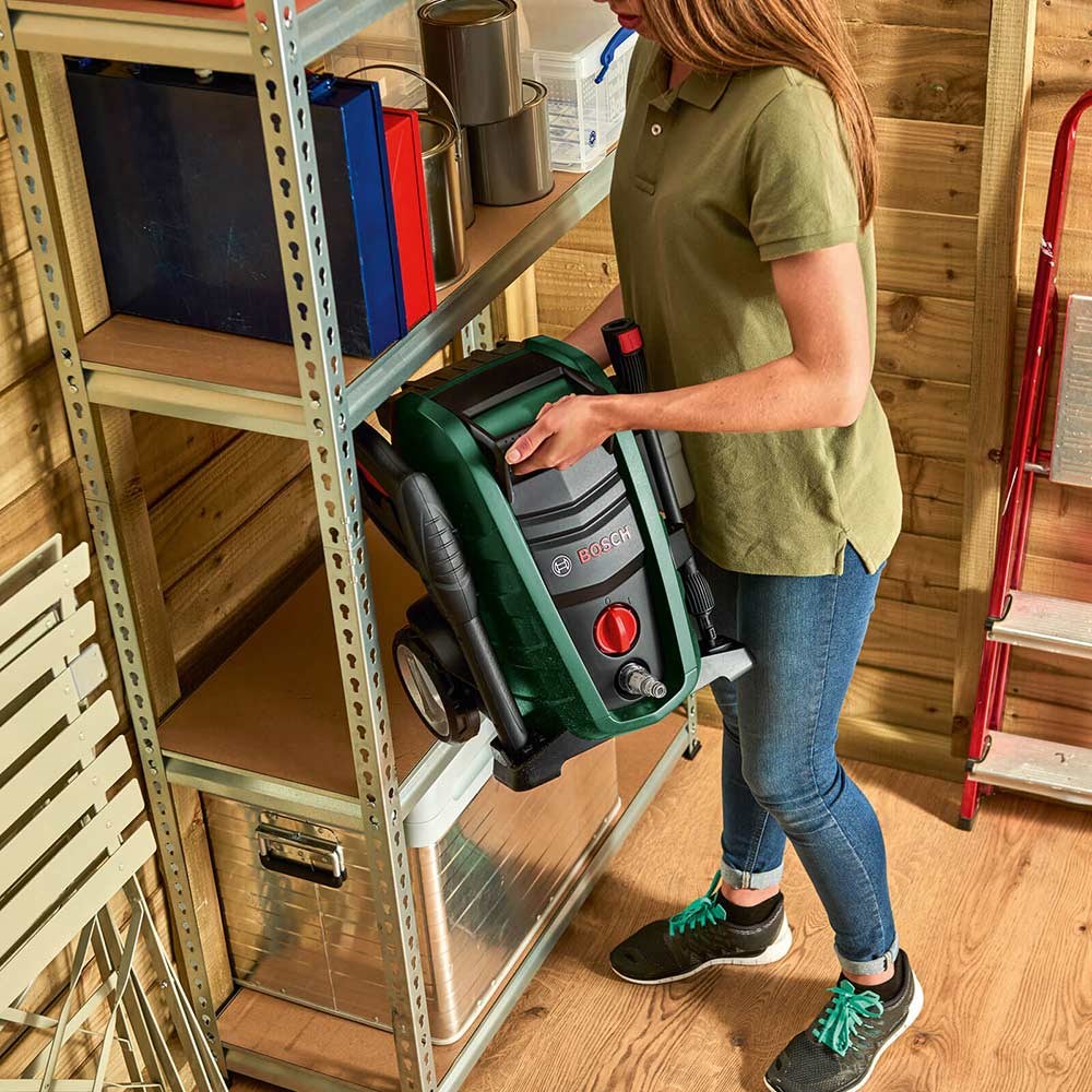 Bosch Universalaquatak 135 Pressure Washer 135 Bar Pressure Washers