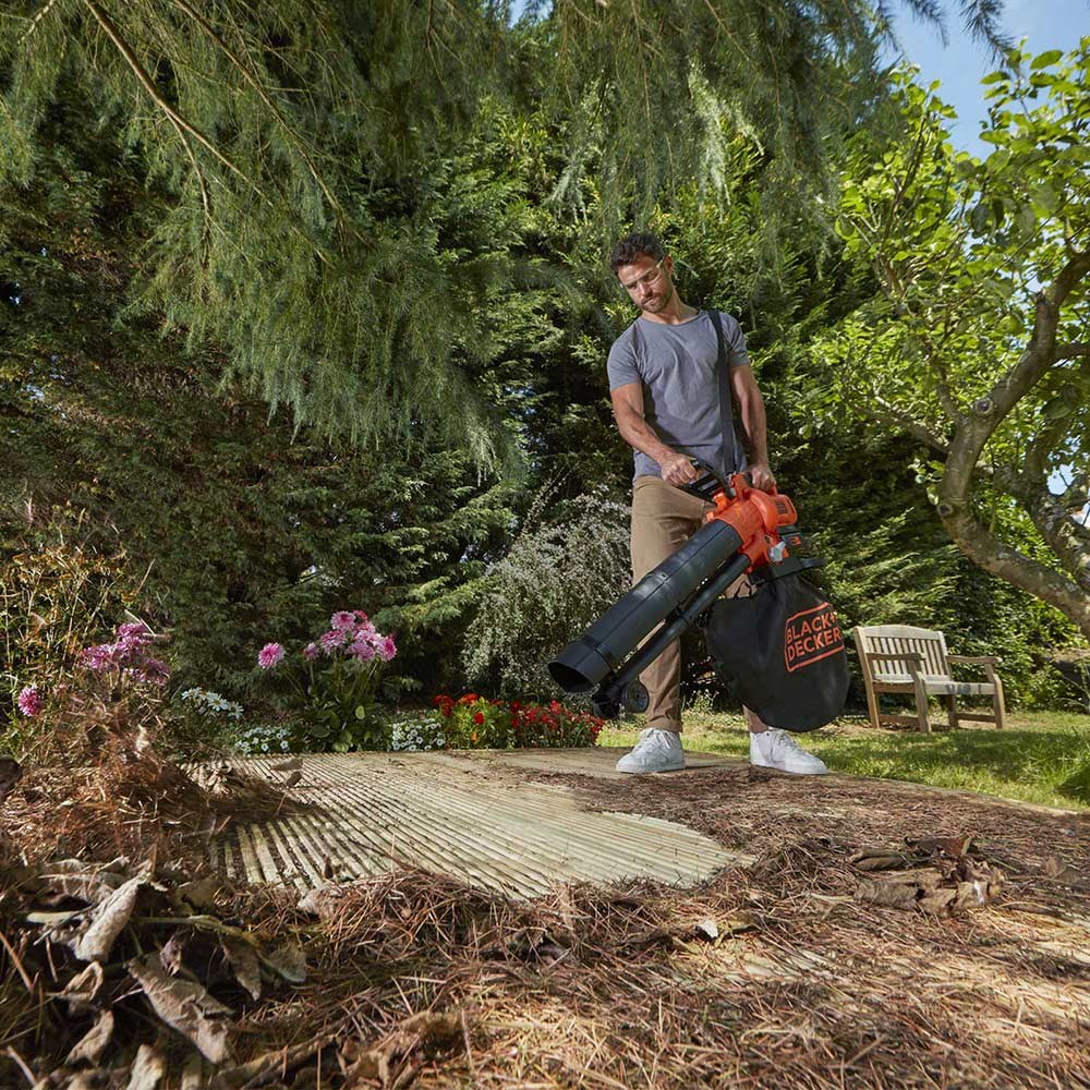 SOLVED! Black and Decker Garden Vacuum & Leaf Blower (How to switch) 