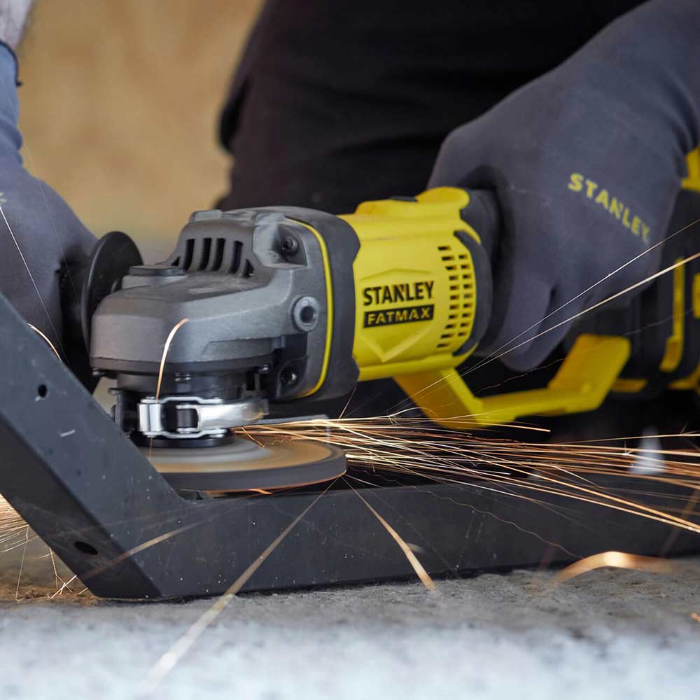 Stanley Fatmax 20V Small Angle Grinder 125MM SCG400M2K At ₹ 15600/piece - View #9