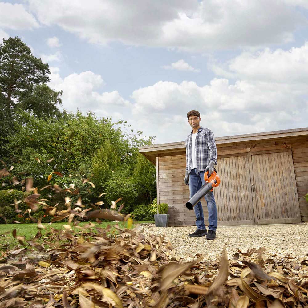Black & decker 18 discount volt leaf blower