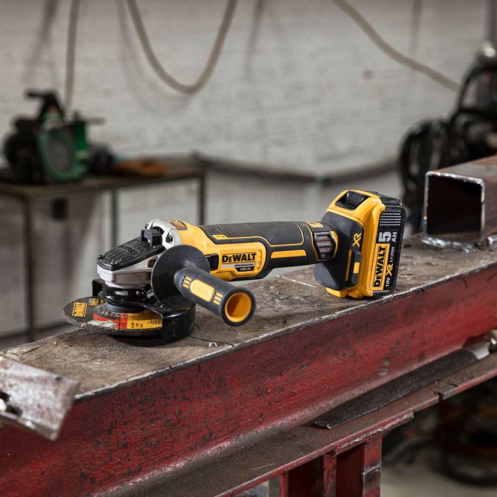 Dewalt 18v brushless angle grinder hotsell