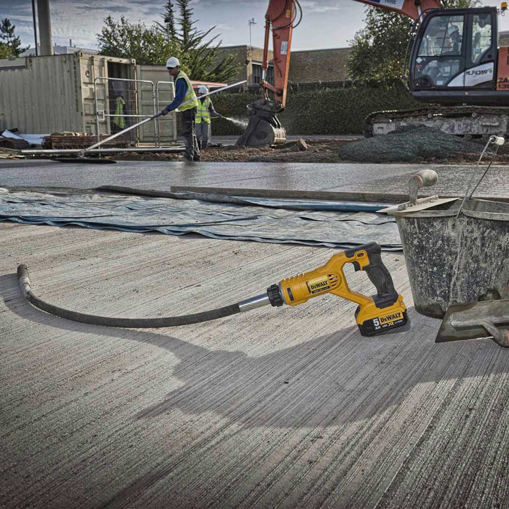 DeWalt DCE531 18v XR Cordless Concrete 