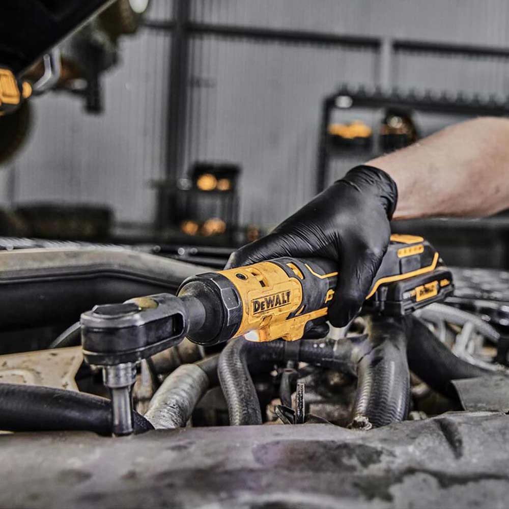 Dewalt cordless discount ratchet wrench