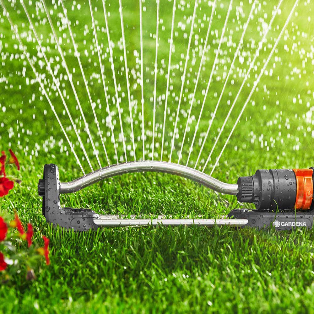 GARDENA EcoLine Rectangular Sprinkler: Lawn Sprinkler - Keystone 4