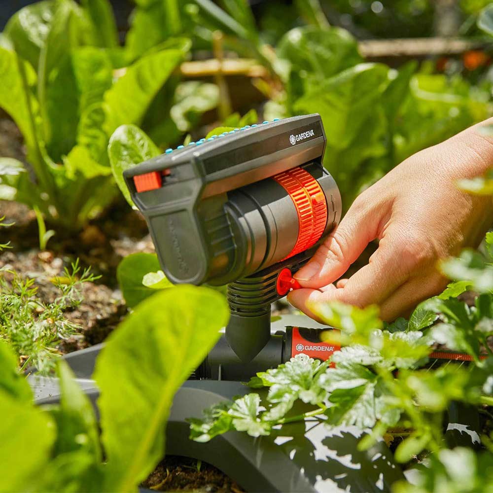 Gardena Aquazoom Compact Oscillating Garden Sprinkler Garden Sprinklers
