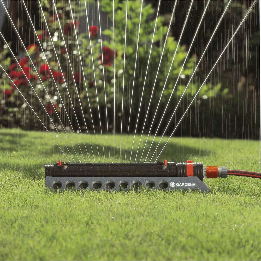 Gardena Comfort Aquazoom 350 2 Oscillating Garden Sprinkler Garden Sprinklers
