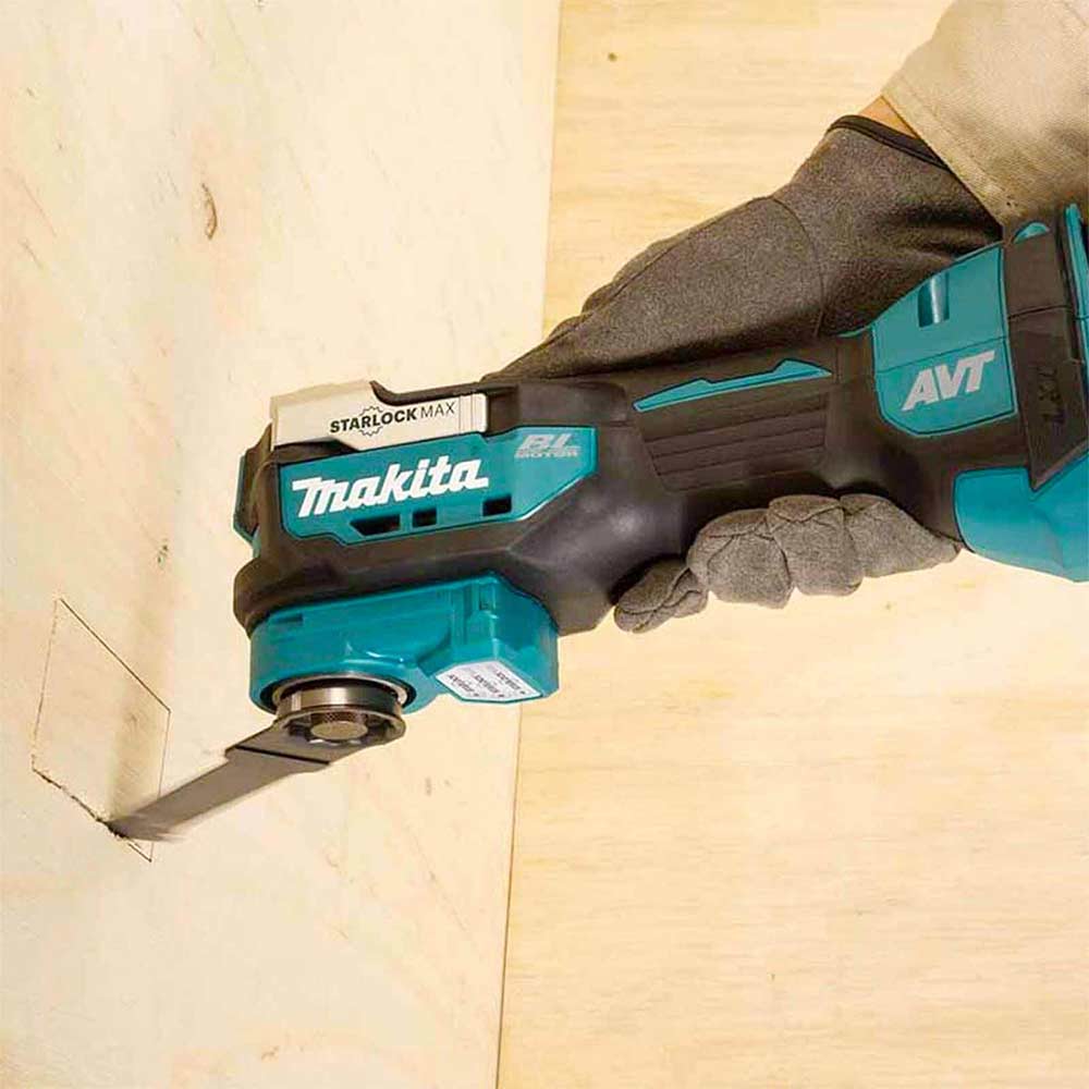 Makita DTM52 18v LXT Cordless Brushless Starlock Plus Oscillating