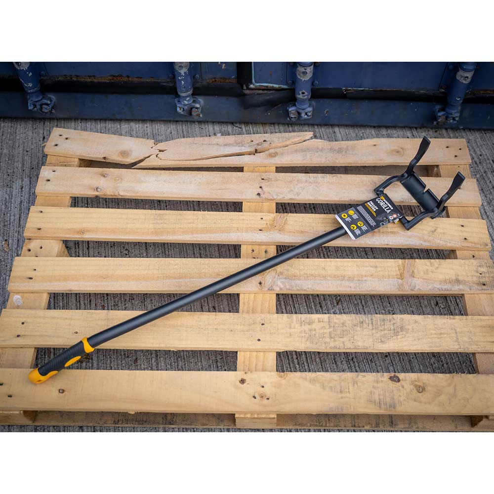 Roughneck Gorilla Pallet Buster Pry Bars