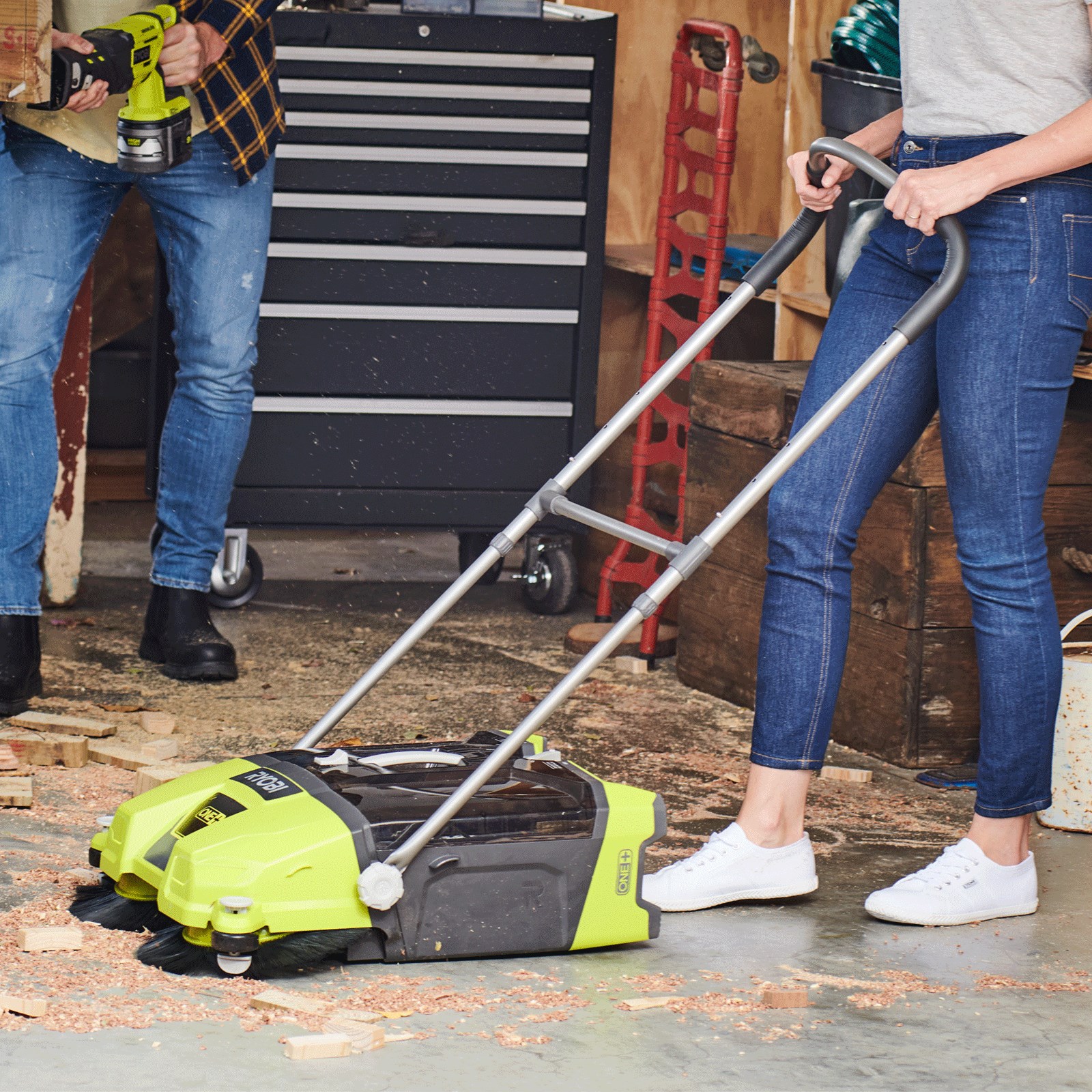 R18SW3 ONE+ 18v Cordless Devour Floor Sweeper | Floor Sweepers
