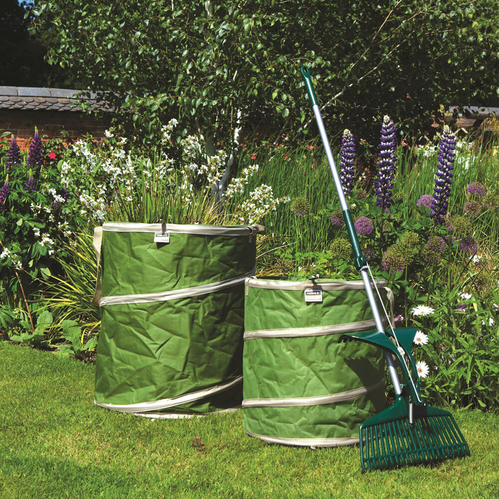 Town and Country 2 in 1 Leaf Rake and Grab Scoop Rakes