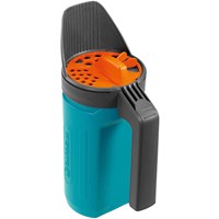 Gardena Feed, Salt and Seed Mini Spreader