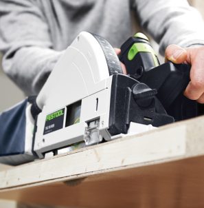 Festool plunge saw cutting wood