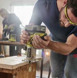 Cordless Routers Ryobi R18TR