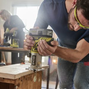 Cordless Routers Ryobi R18TR