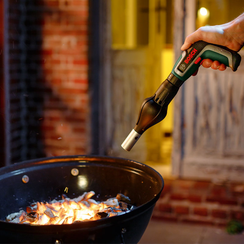 The IXO BBQ Fan Attachment  makes it quick and easy to get a roaring fire going
