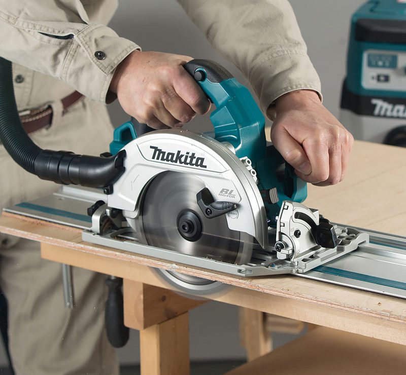 Choosing The Best Circular Saw Guide