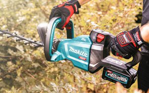 Makita Brushless Hedge Trimmer