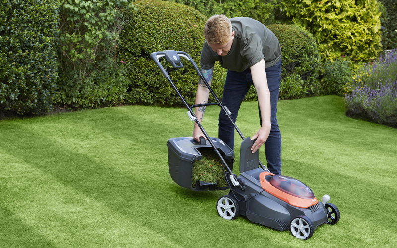 How to Get a Striped Lawn