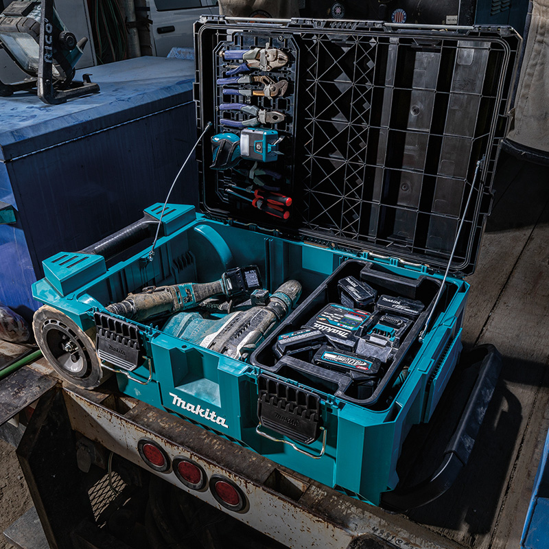 Makita Maktrak Rolling Case